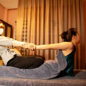 Massage Thai - Liệu trình massage truyền thống Thái tại KiaSu Spa